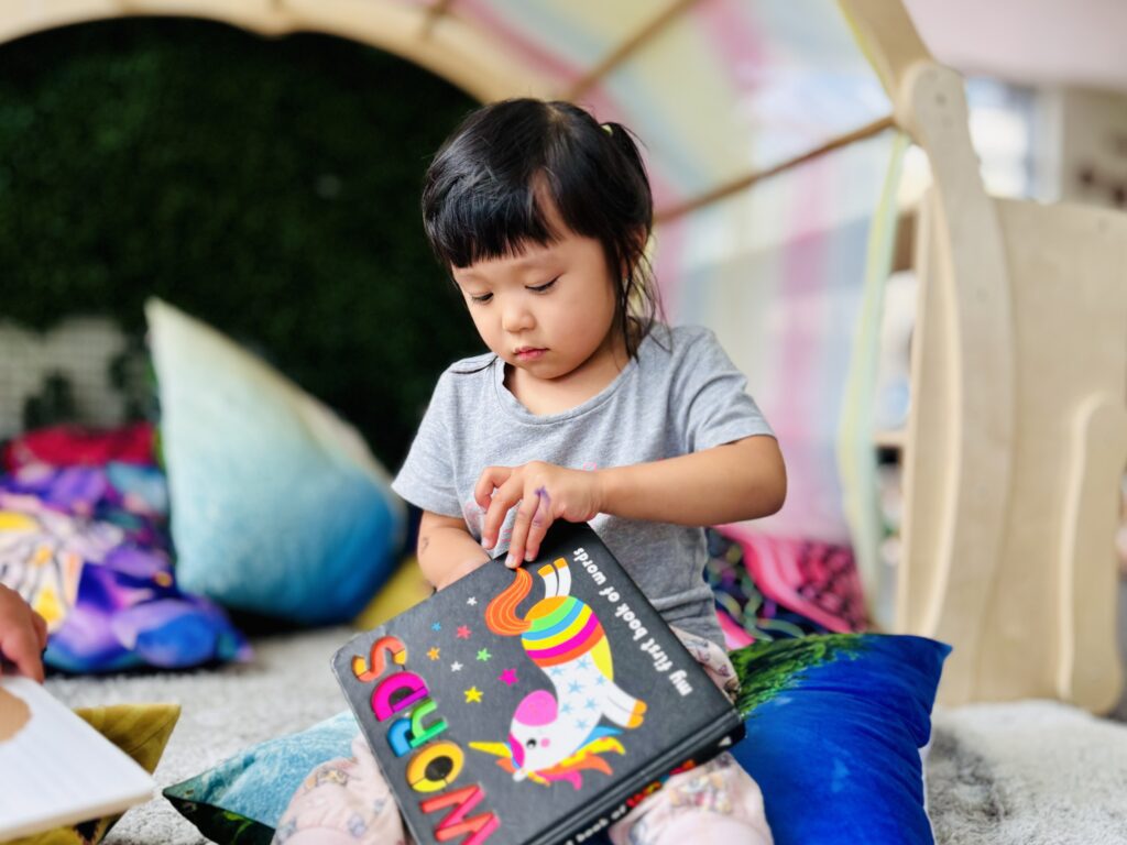 child outside reading